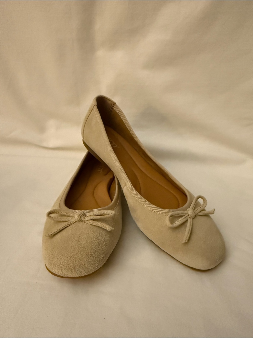 Born Beige Ballet Flats with Bow Size 7.5